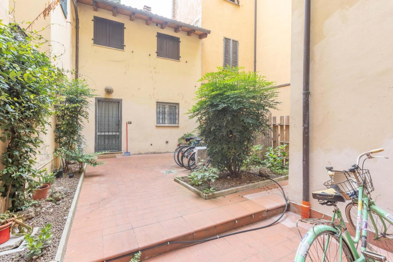 Ubaldini House, Bologna By Short Holidays Ngoại thất bức ảnh
